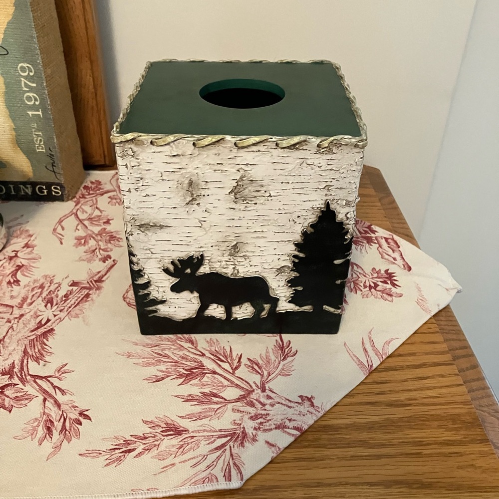 Moose & Bear Tissue Box Cover